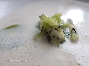 Malte Evers Rezept: Zitronengrassuppe mit Kiwi